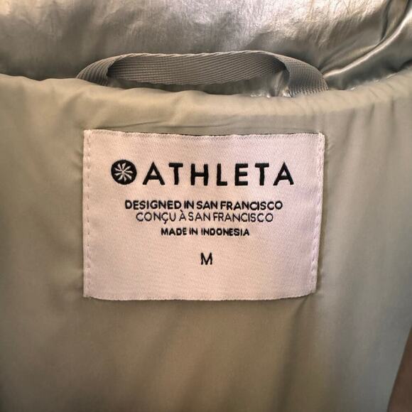 Athleta Silver Downtown Metallic Down Puffer Vest Silver Size M - Picture 11 of 13